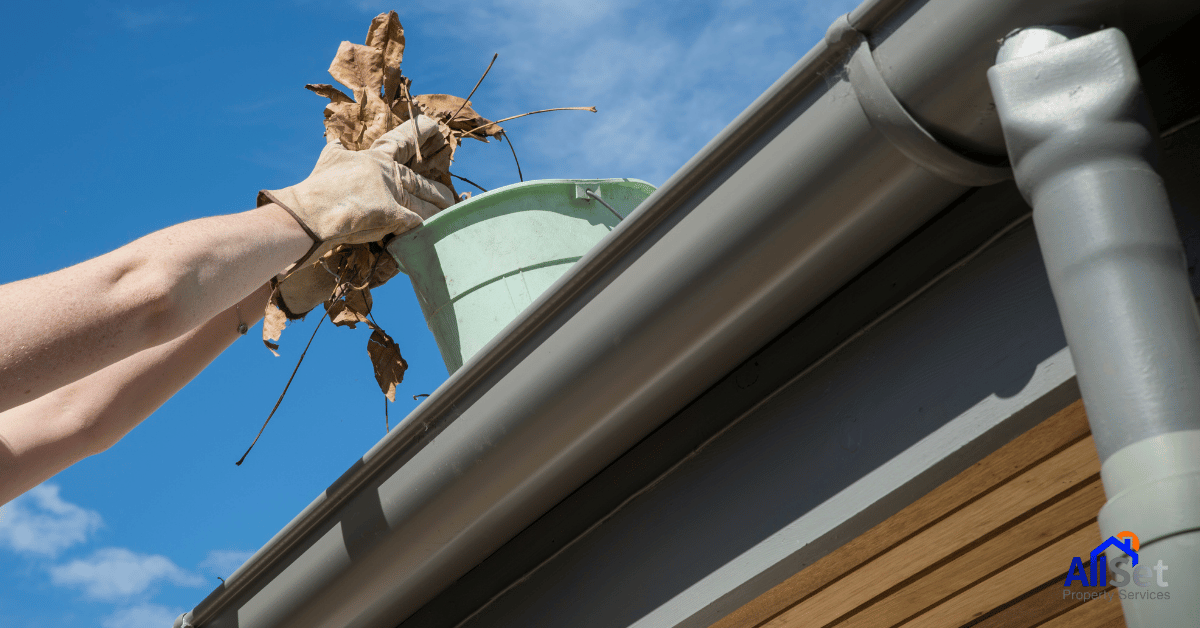 Best Time To Clean Gutters